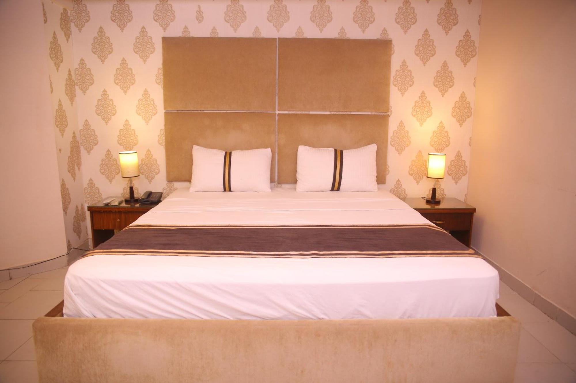 Royal Inn Hotel Карачи Экстерьер фото