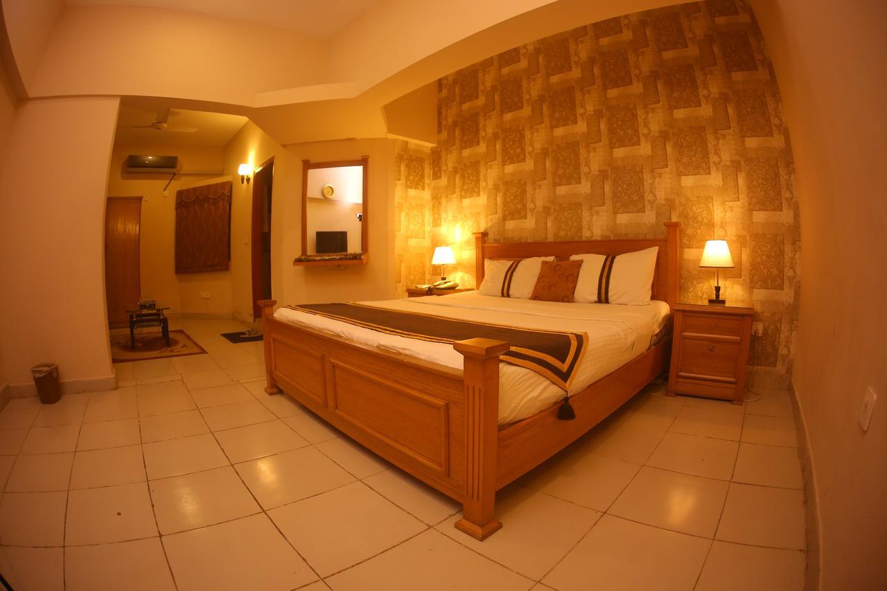 Royal Inn Hotel Карачи Экстерьер фото